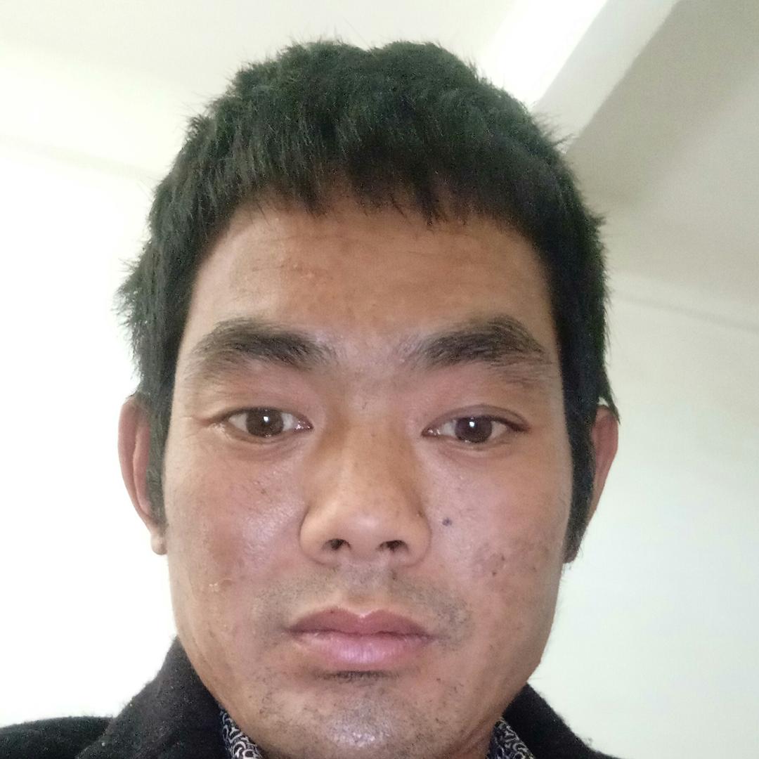 安装工董师傅