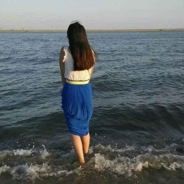 嗨嗨(づ ●─● )