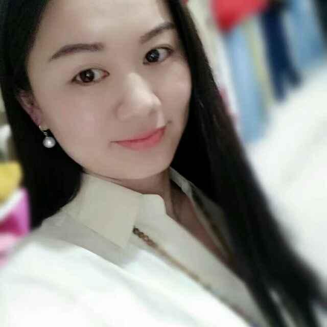 夏邑县前言服装店