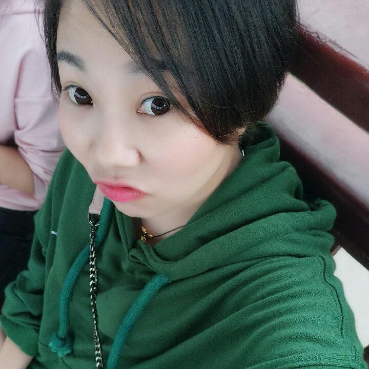 与生俱来的双下巴