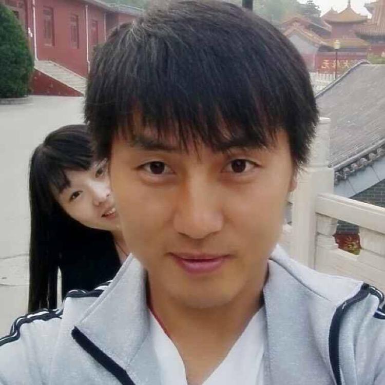 爱丫头的小石头