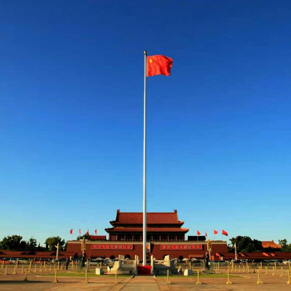 深哥 -樟树 木饰面 护墙板生产厂家