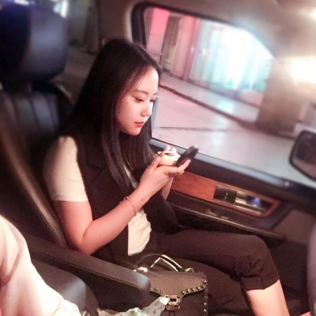 A.🍒吕小卡🐯