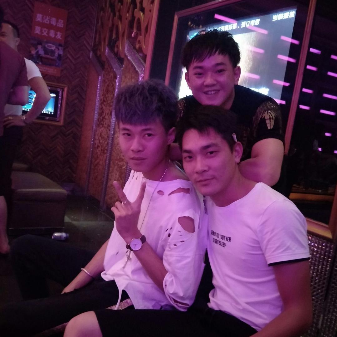 黄放（华升传媒）