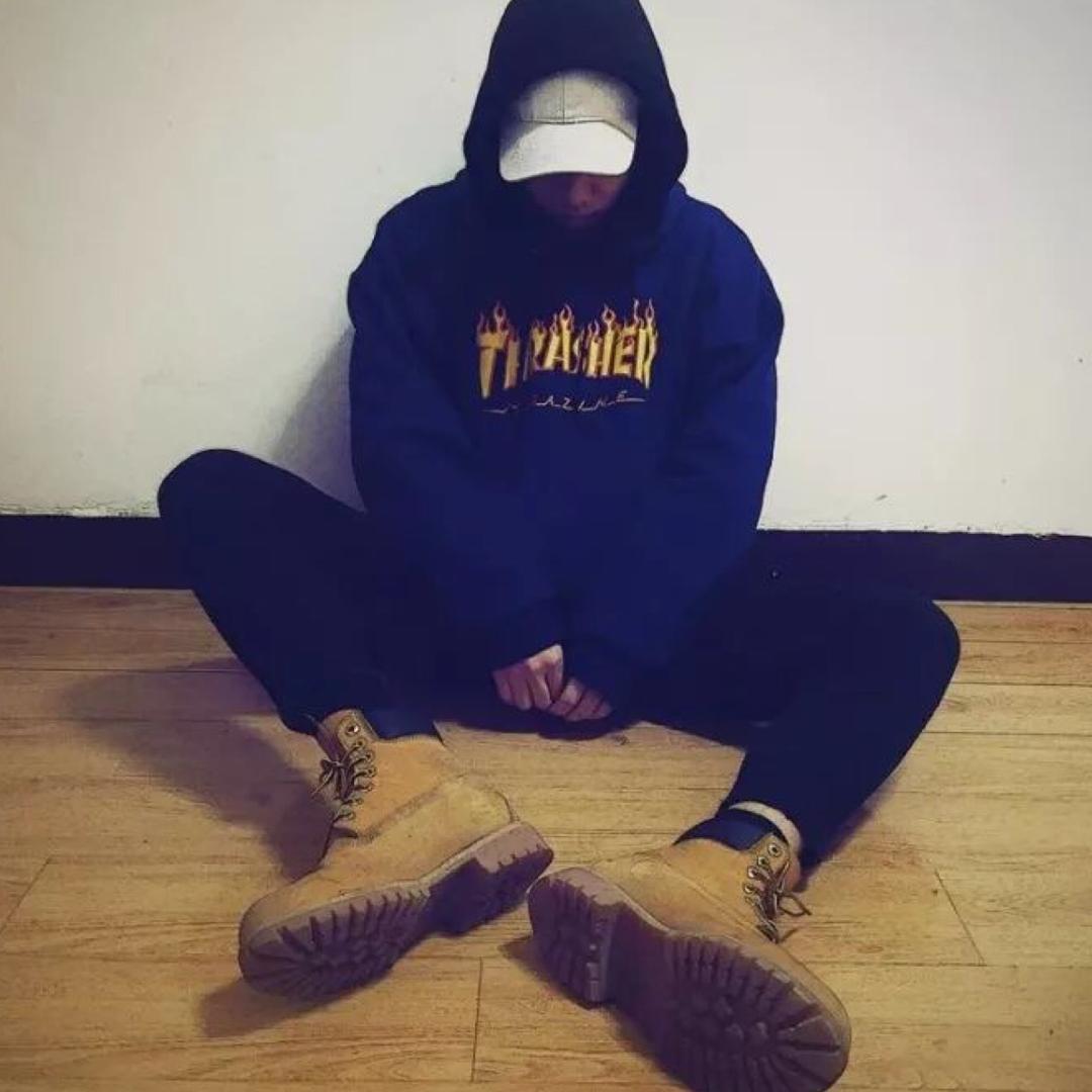 从600号越狱的石头