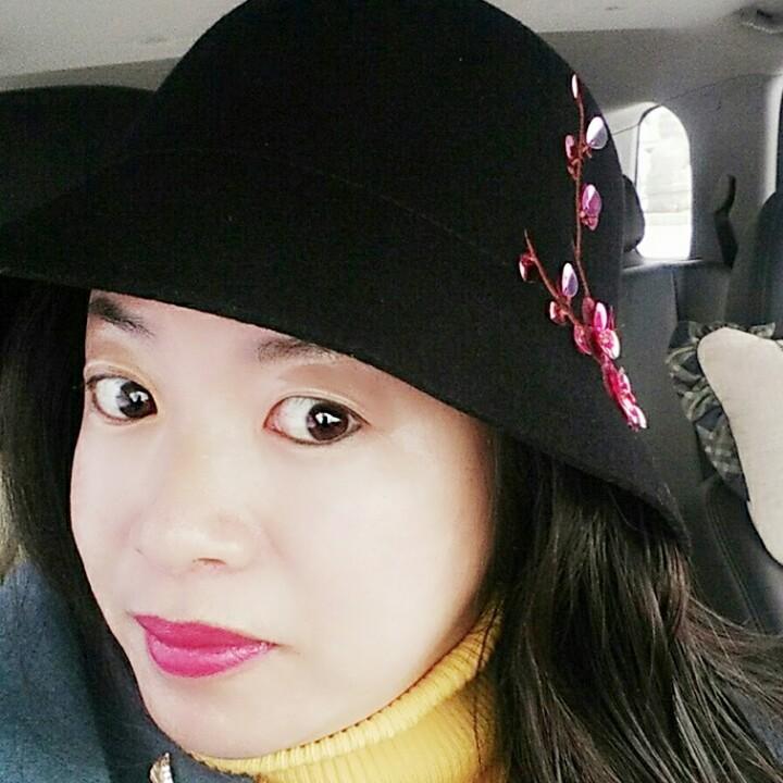 房管小薇