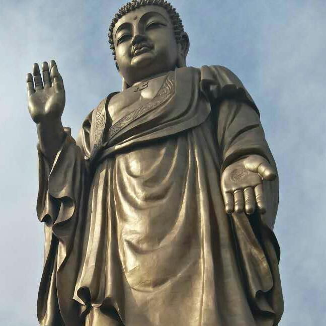…向钱看向厚赚…