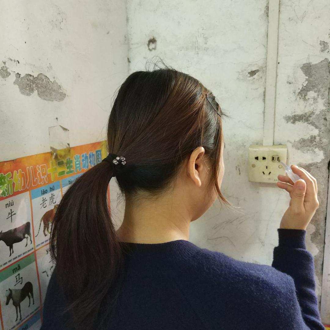农村女电工