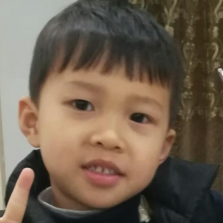 小帅哥