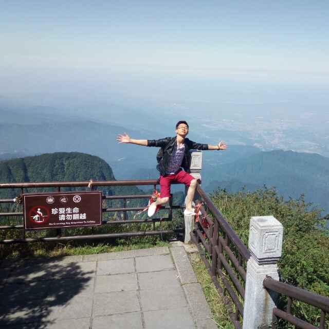 一杯浊酒笑风尘