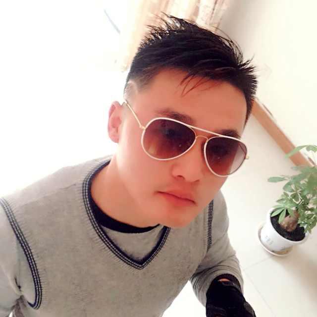 小董专业沾墙砖