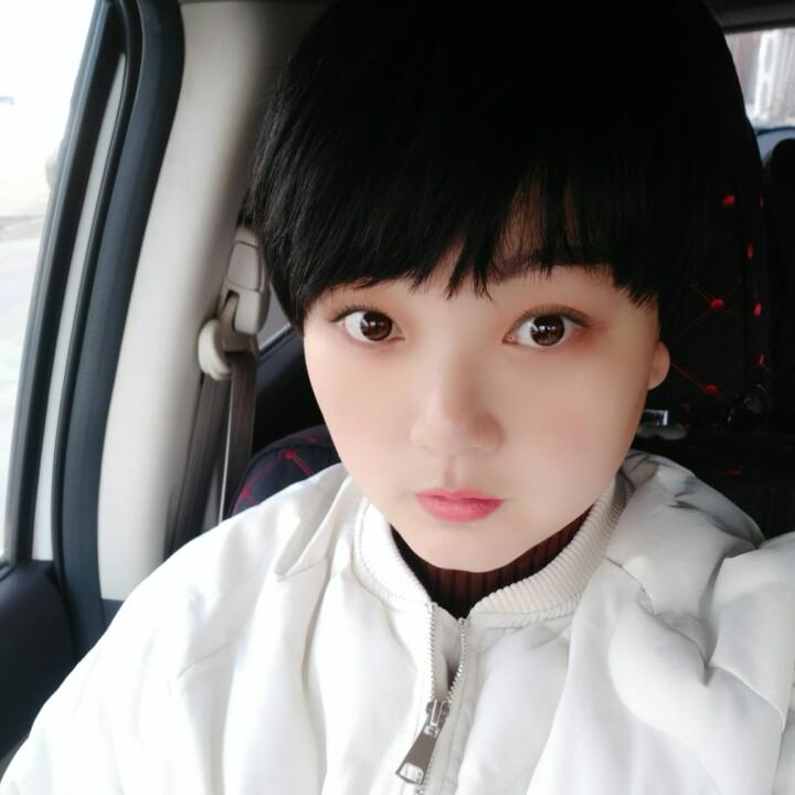 卖路灯的老板娘爱上了跑步