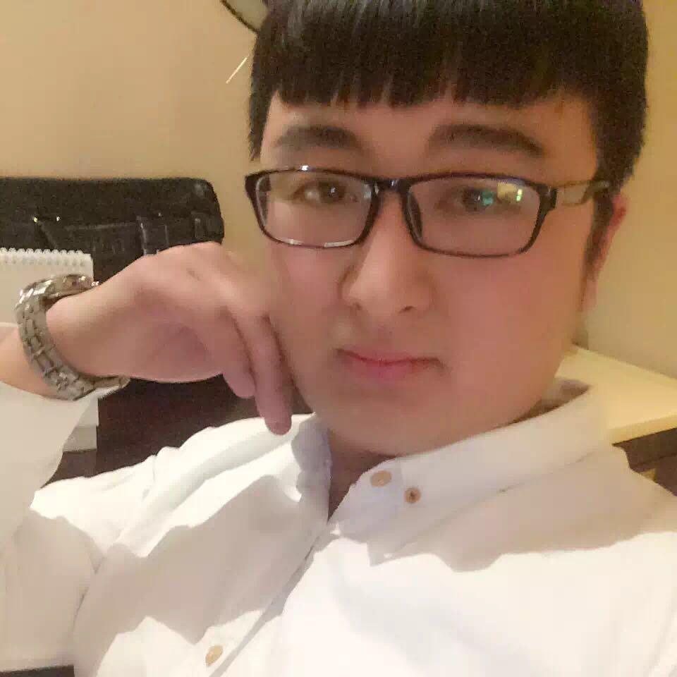 爱笑的男神