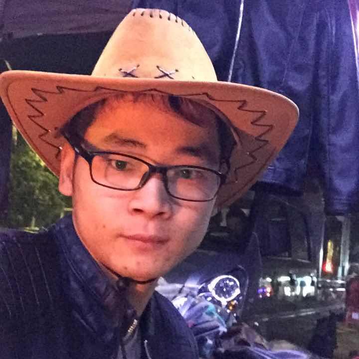 {&阿龙%}