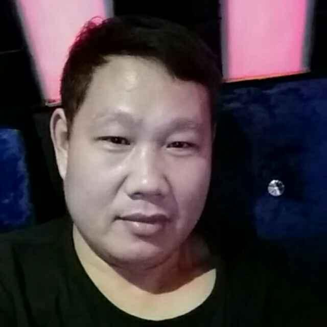 小龙 (我是农村大叔，喜欢可以来聊聊)