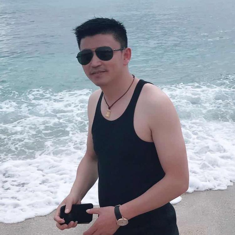 阳光中年