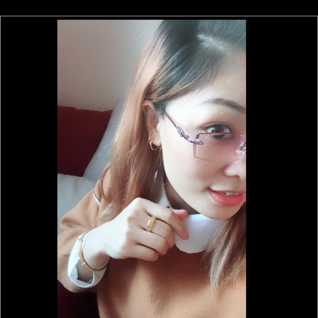 匿丽