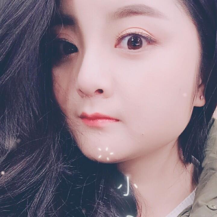 小晴晴（拒绝连赞）