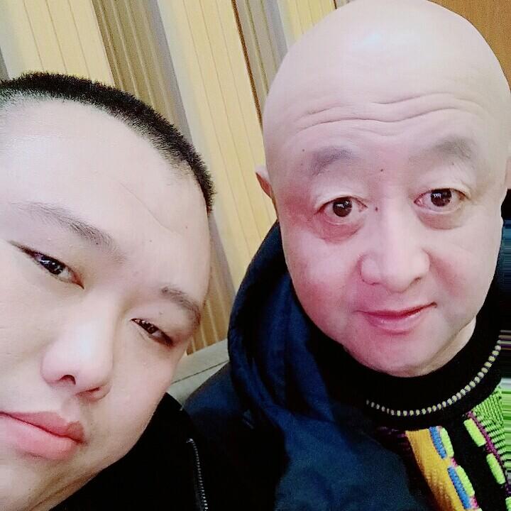 伟爵爷👉开心