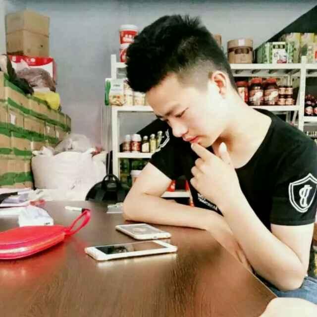 小丶陈