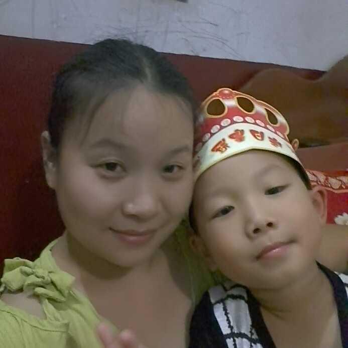 莉莉