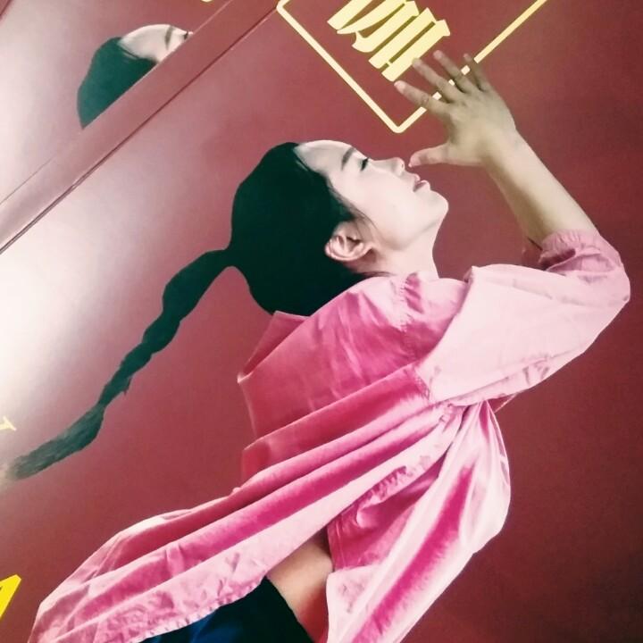 云宝瑜伽老师