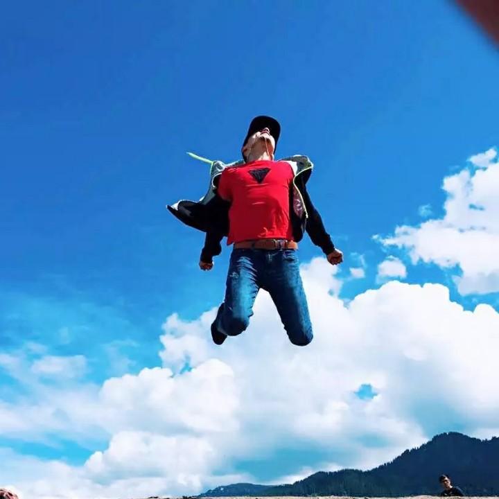 拜кё