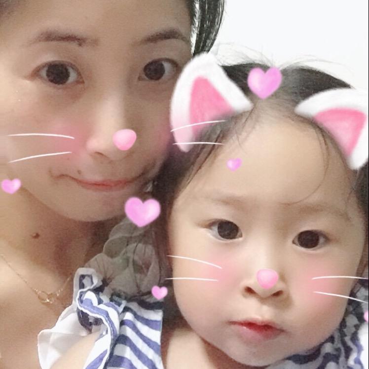 沐光灿灿