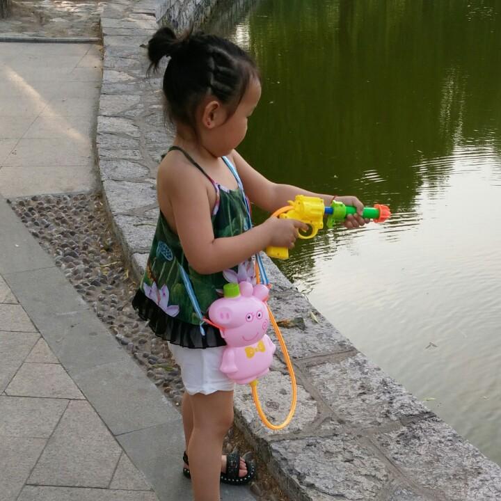 绿泡泡。。。