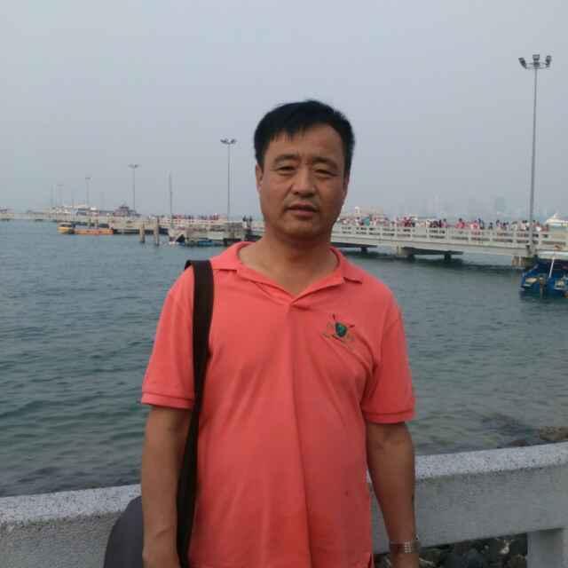三哥说事（每晚7～8点直播）