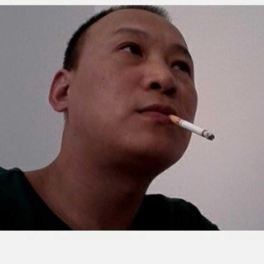 烟不听话，所以我要抽它