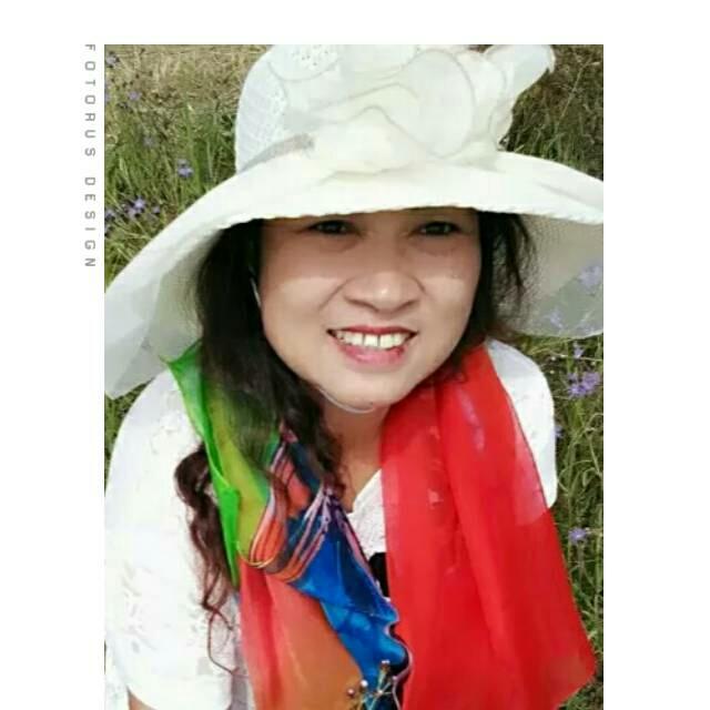 紫气东来花好月圆