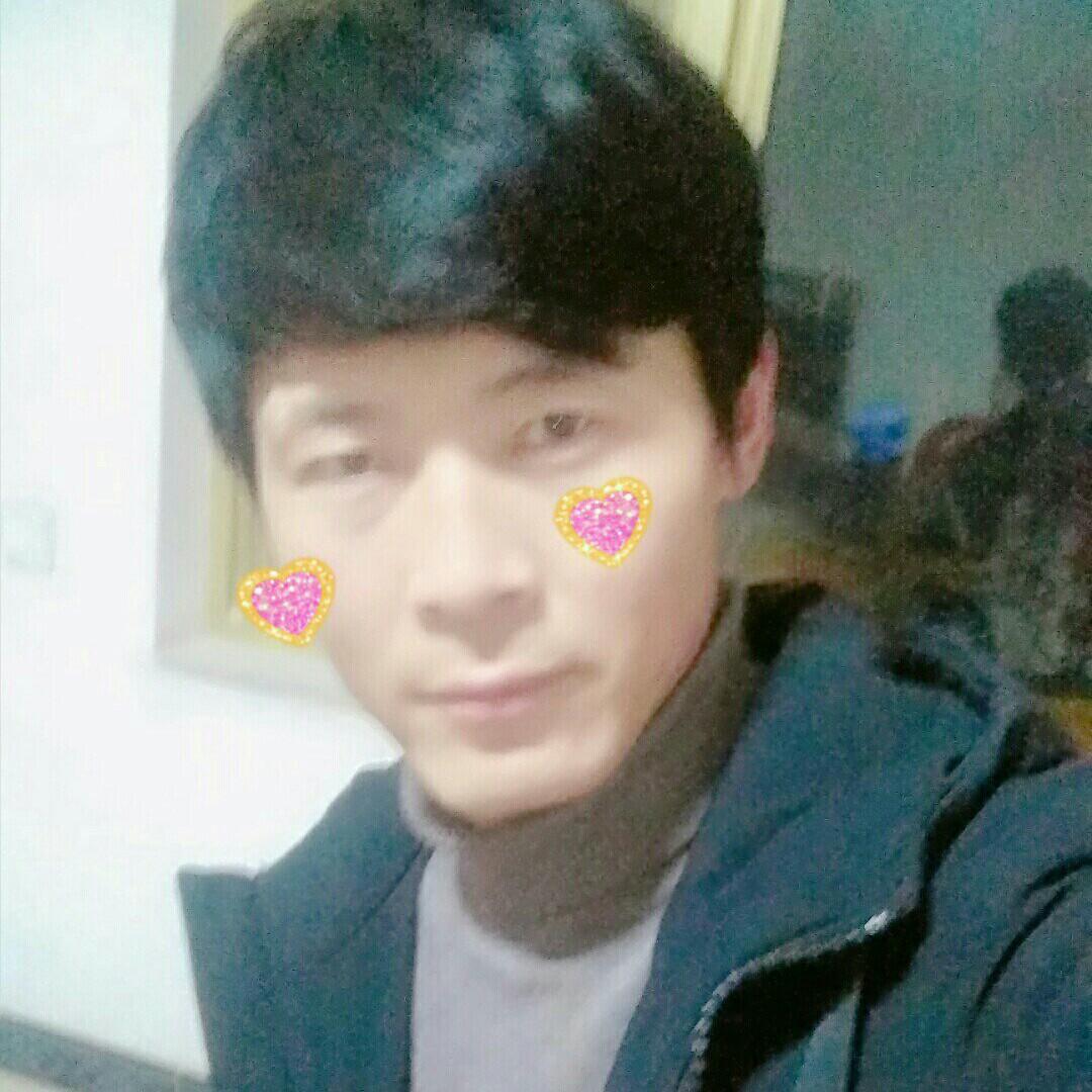 捂着伤口微笑575