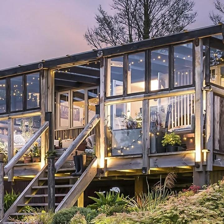 岁月不居，时节如流。