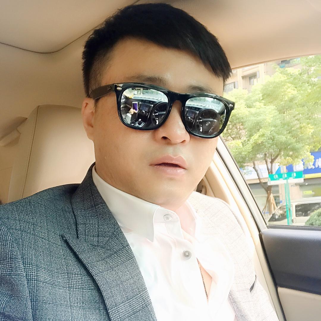 槐序深巷