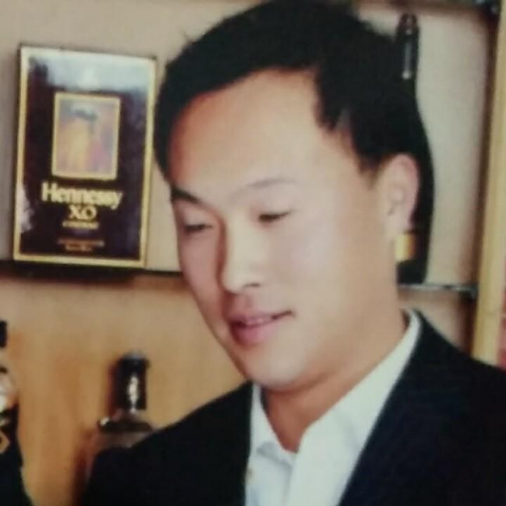 辉泰矿业《石英砂 高钙石 方解石 铝矿石