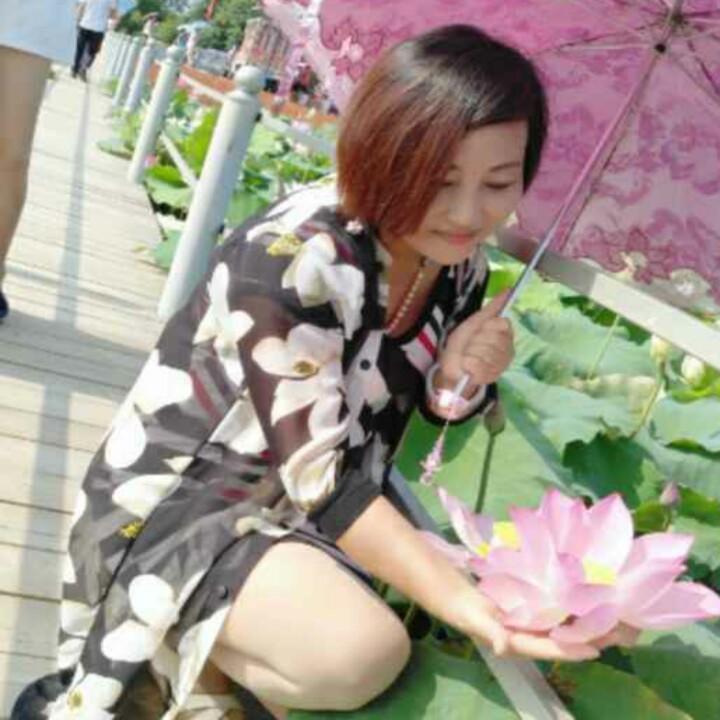 进贤胡发英，