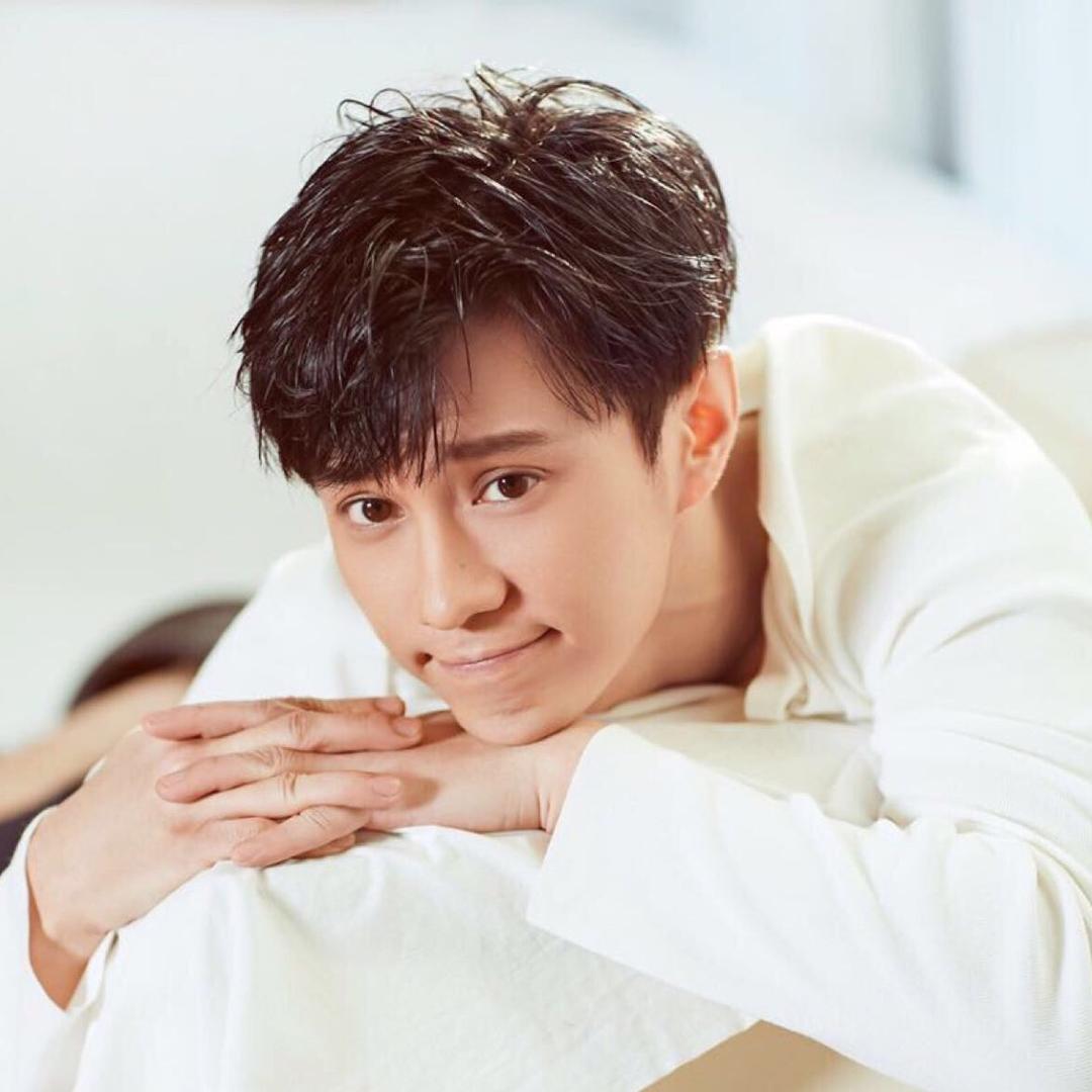 杨彤