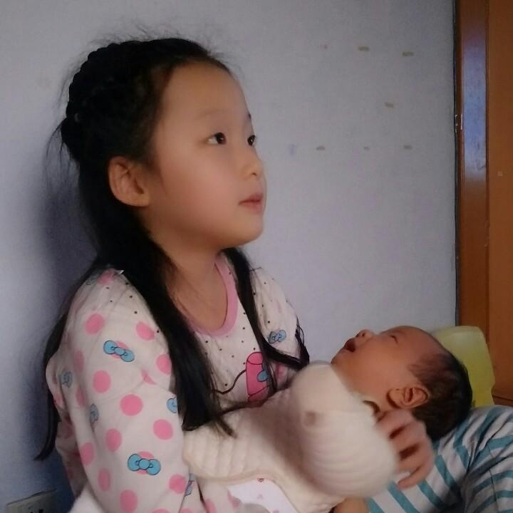 皓怡萱