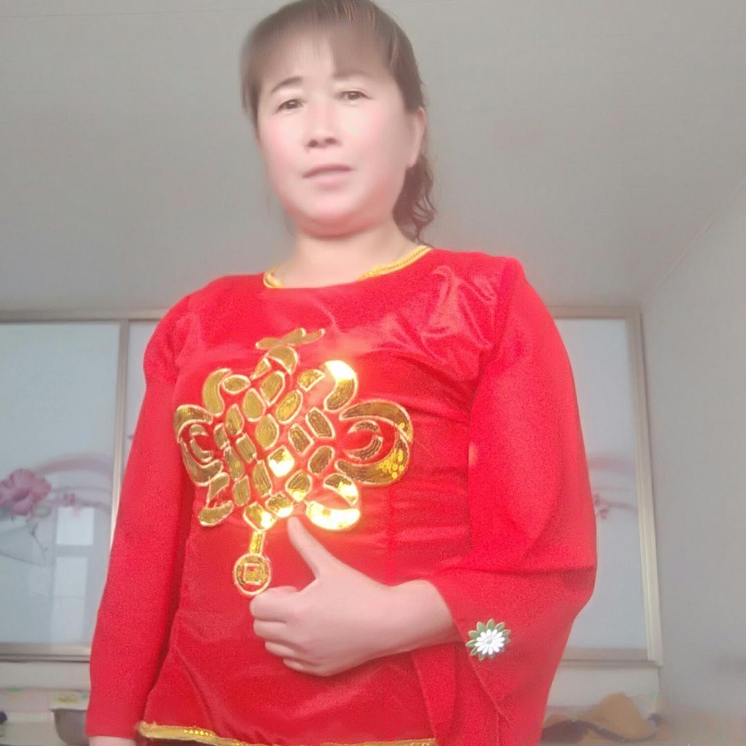 秧歌队姐姐妹妹