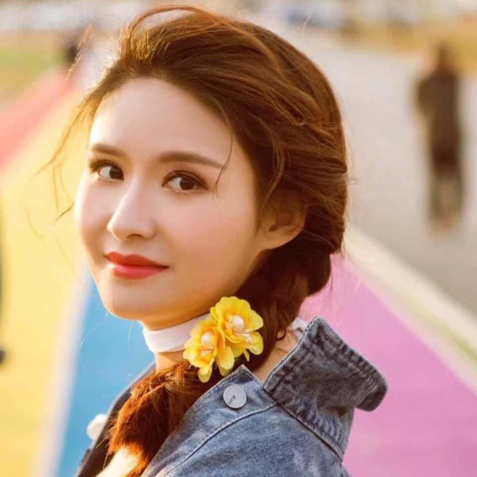 八月～