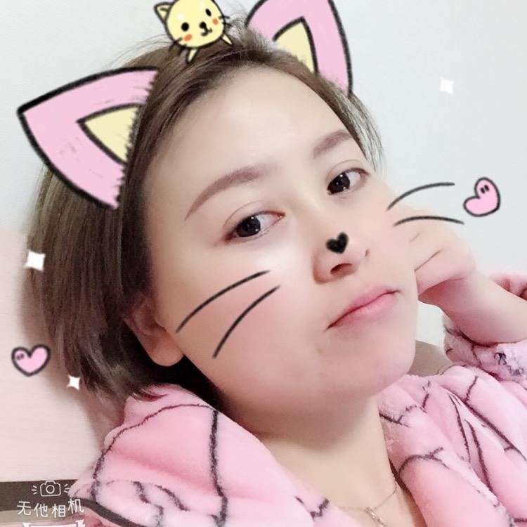神采飞扬万达店店长张洪丽