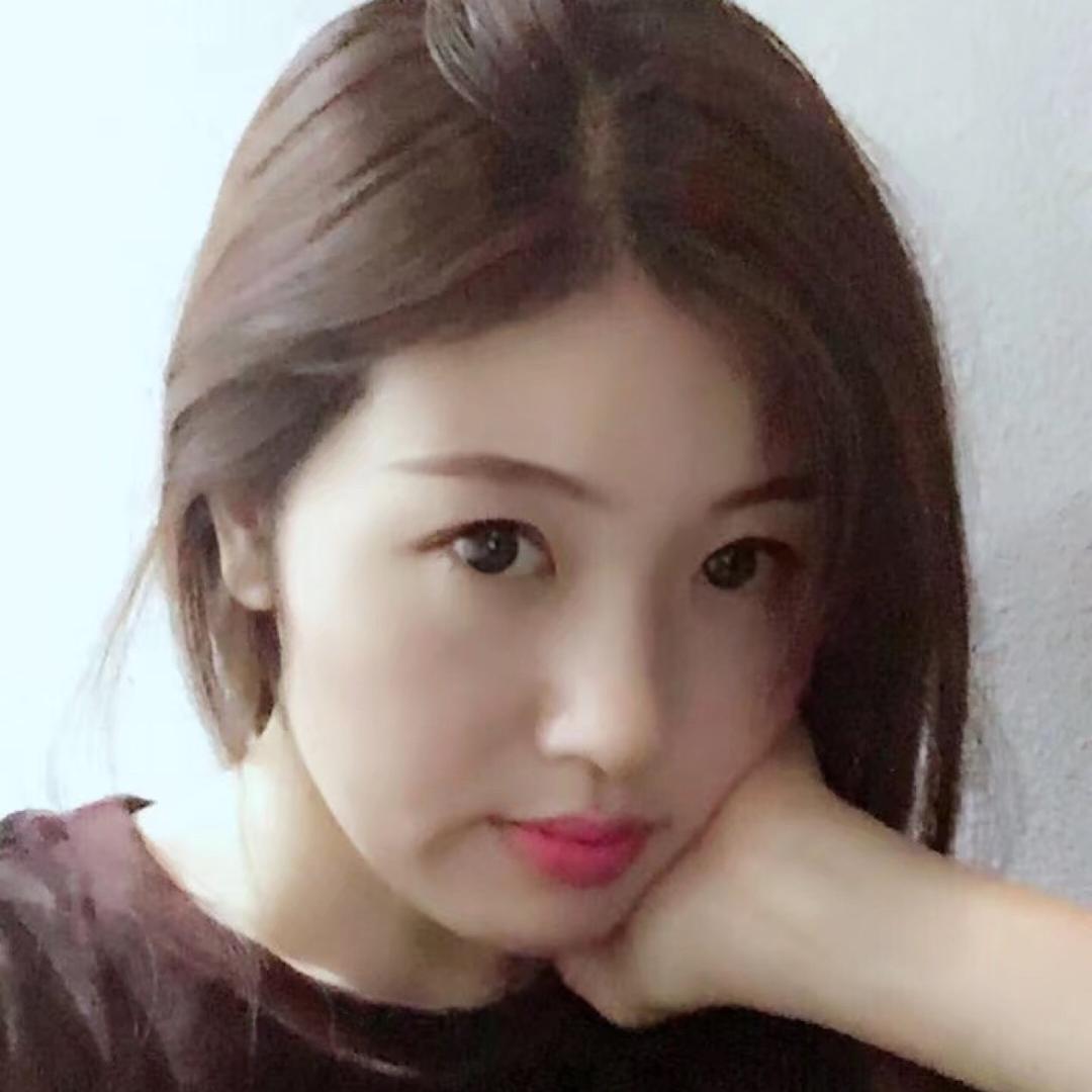 婷婷《英菲女装》