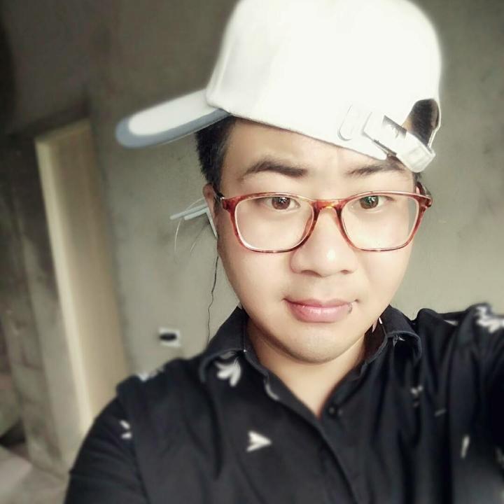 灵活的小胖子