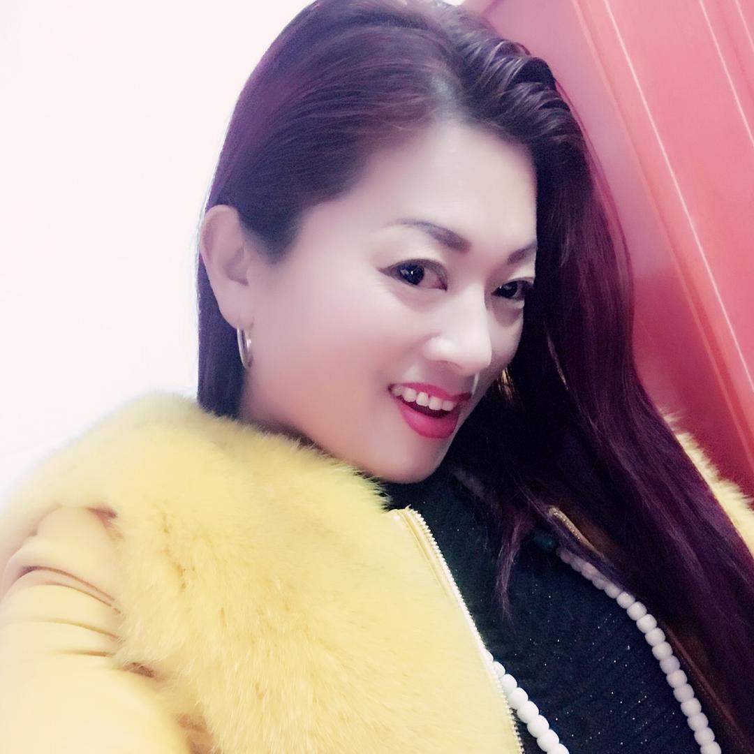 姐就是女王，自信放光芒666
