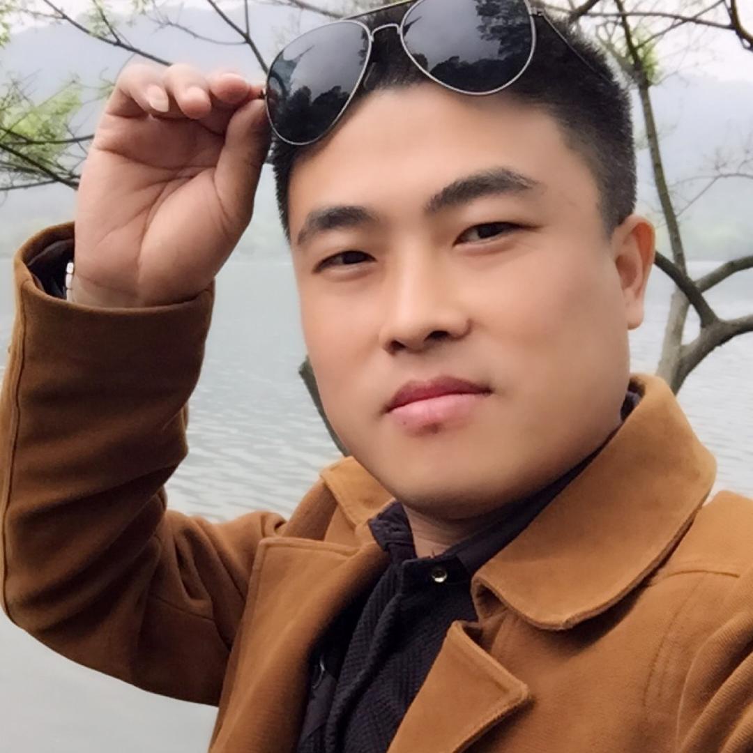 小草随风