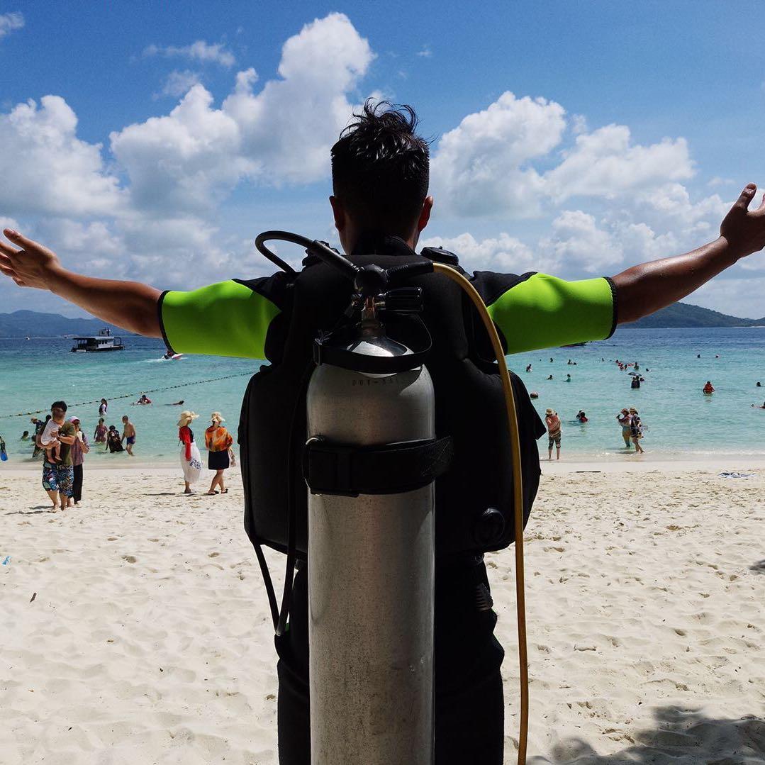 凤琪和佩奇🇨🇳