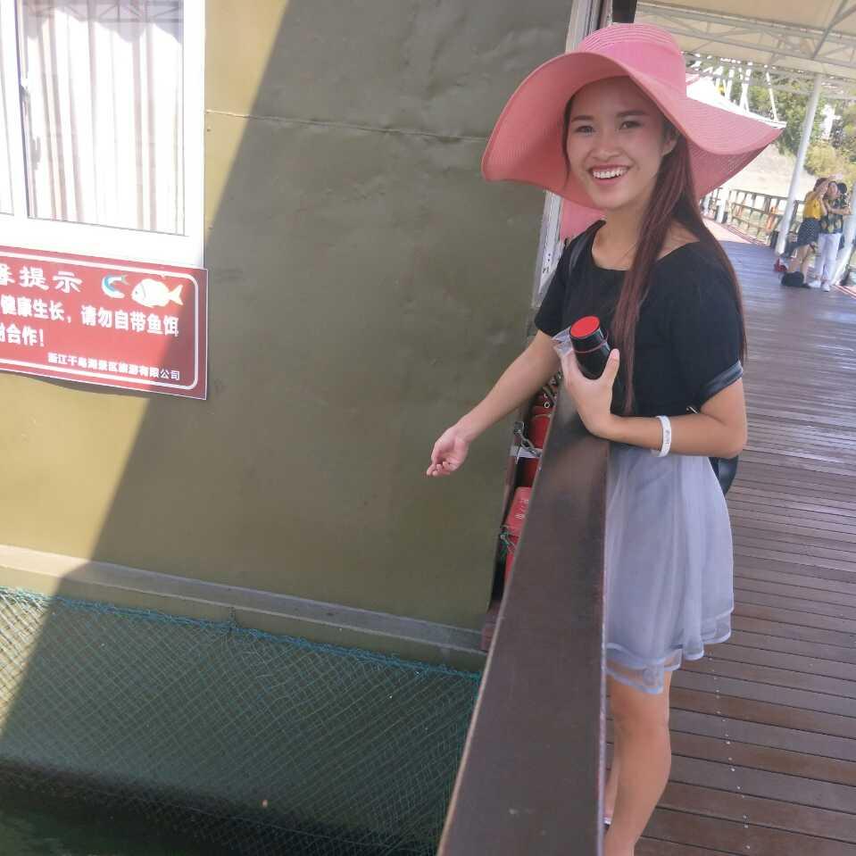 傣家姑娘（依梦）
