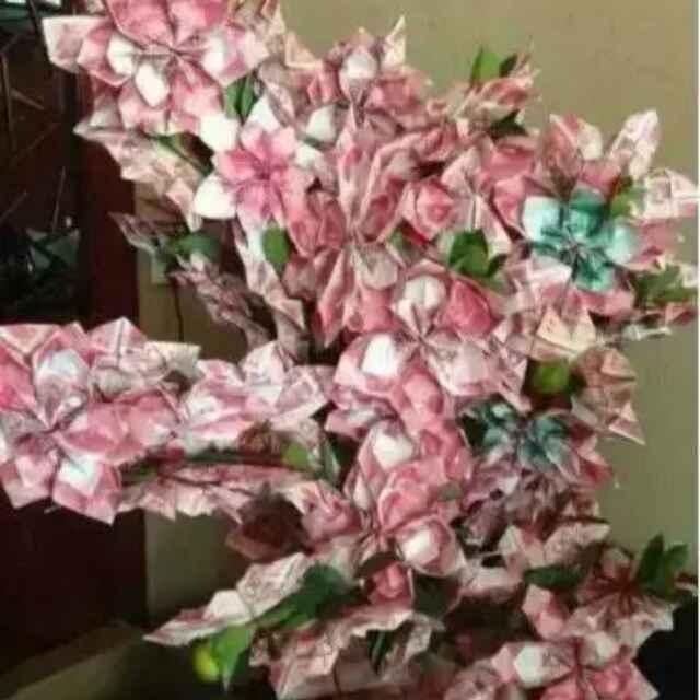 卖鹅蛋的小伙