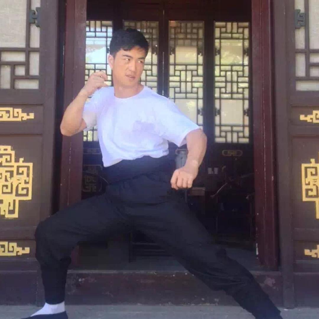逗武者旭晖